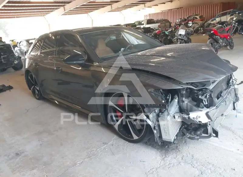 2021 Audi RS6 фото