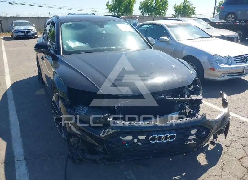2021 Audi SQ5 фото