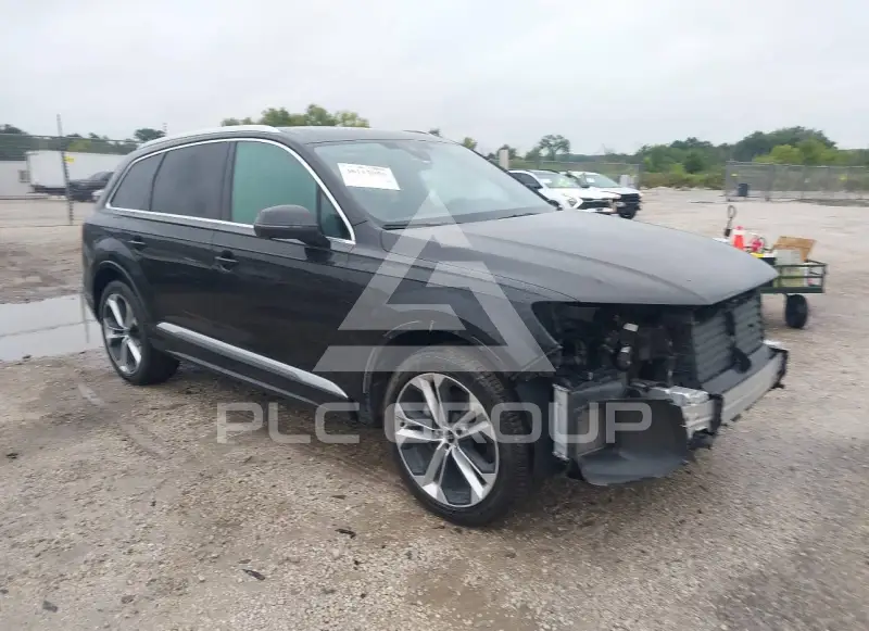 2021 Audi Q7 photo