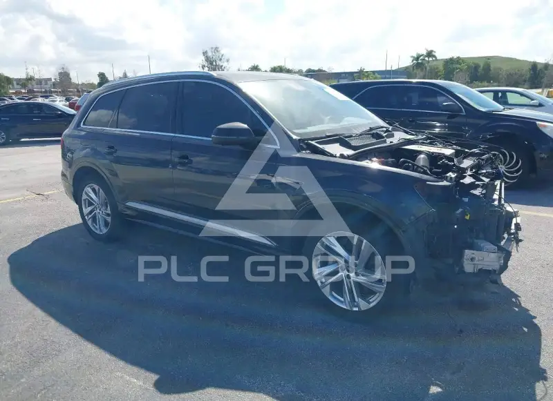 2021 Audi Q7 photo