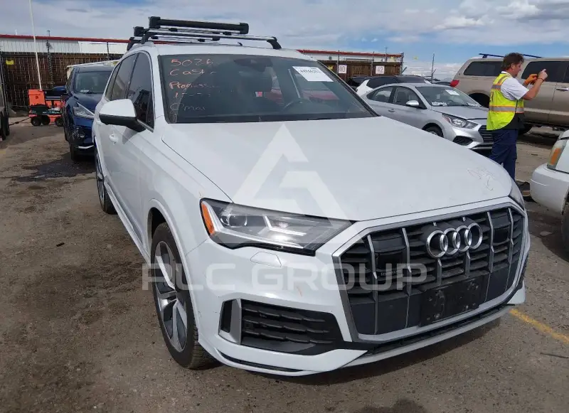 2021 Audi Q7 photo