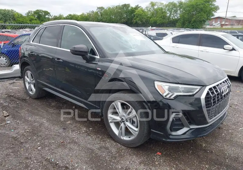 2021 Audi Q3 фото