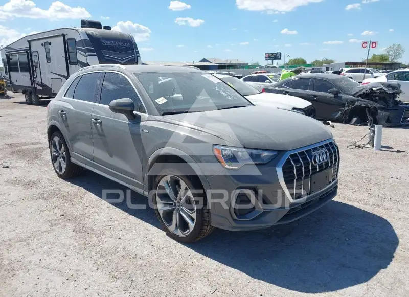 2021 Audi Q3 фото