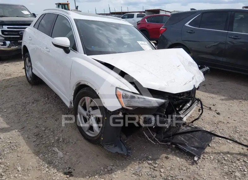 2021 Audi Q3 фото