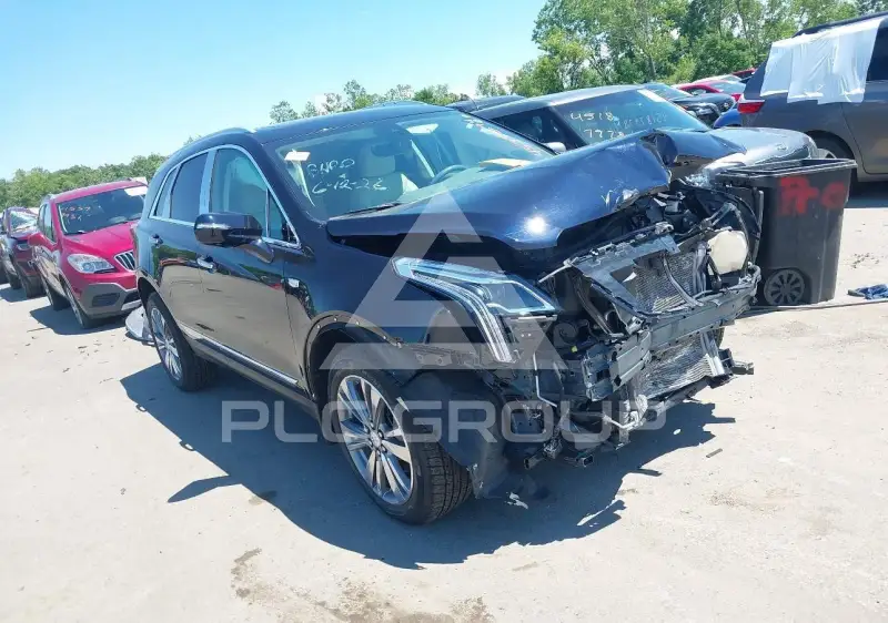 2021 Cadillac XT5 photo