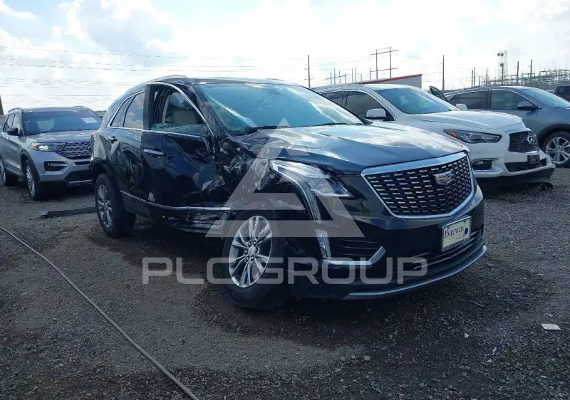2021 Cadillac XT5 photo