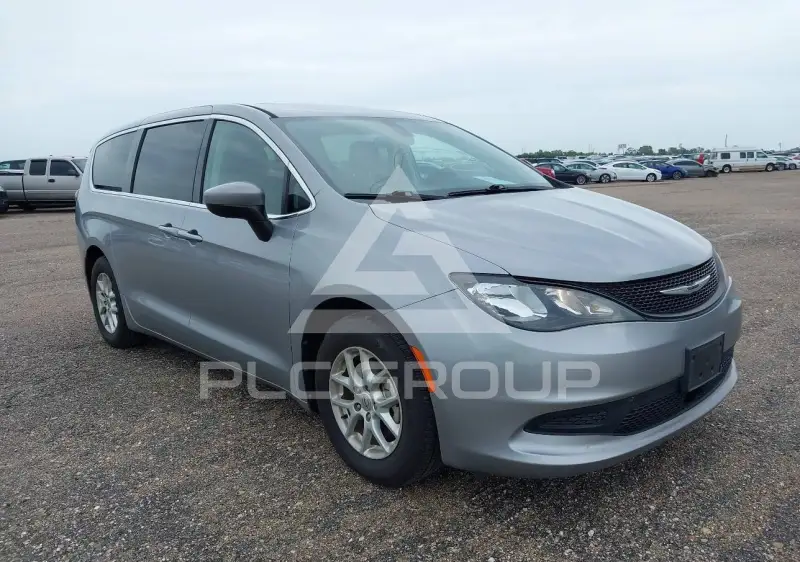 2021 Chrysler VOYAGER фото