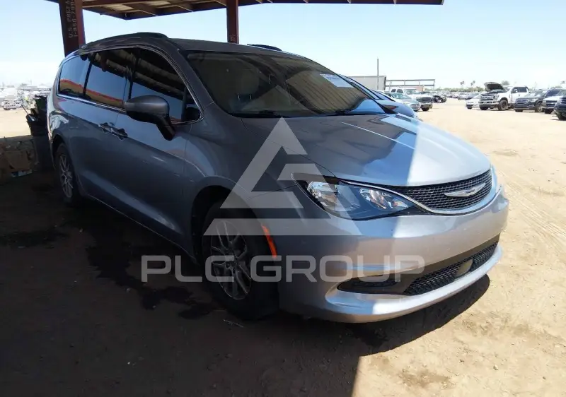 2021 Chrysler VOYAGER фото