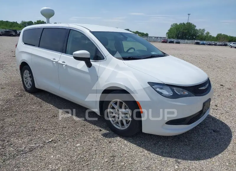 2021 Chrysler VOYAGER фото