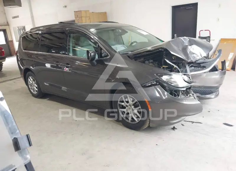 2021 Chrysler VOYAGER фото