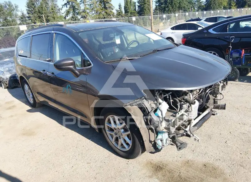 2021 Chrysler VOYAGER фото