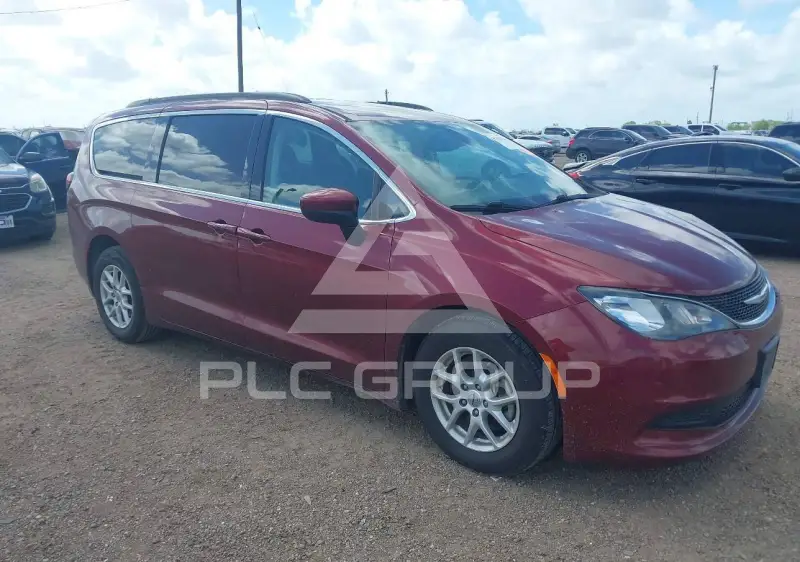2021 Chrysler VOYAGER photo