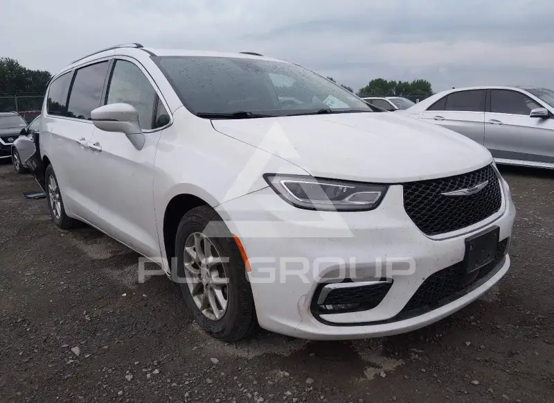 2021 Chrysler PACIFICA photo