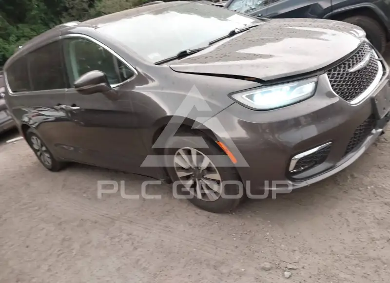 2021 Chrysler PACIFICA photo