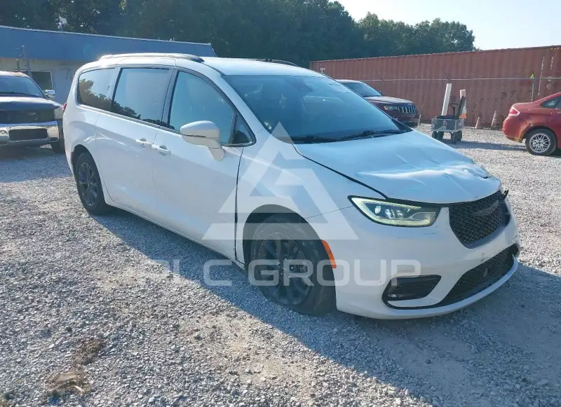 2021 Chrysler PACIFICA photo
