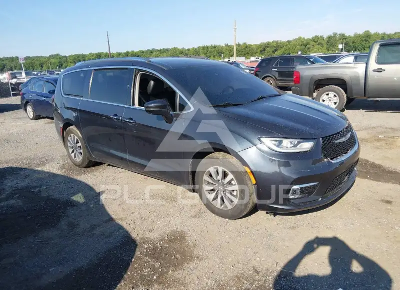 2021 Chrysler PACIFICA photo