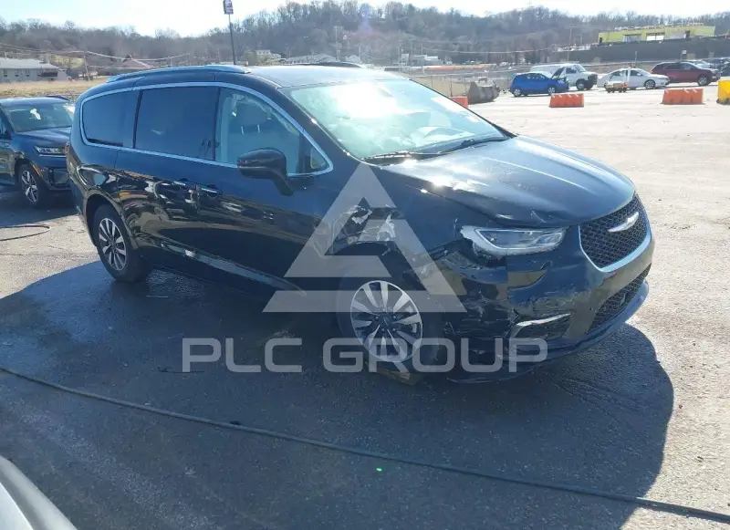 2021 Chrysler PACIFICA photo