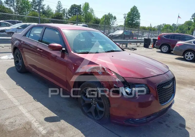 2021 Chrysler 300 фото