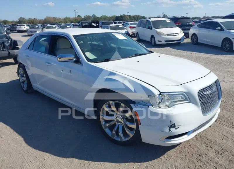 2021 Chrysler 300 фото