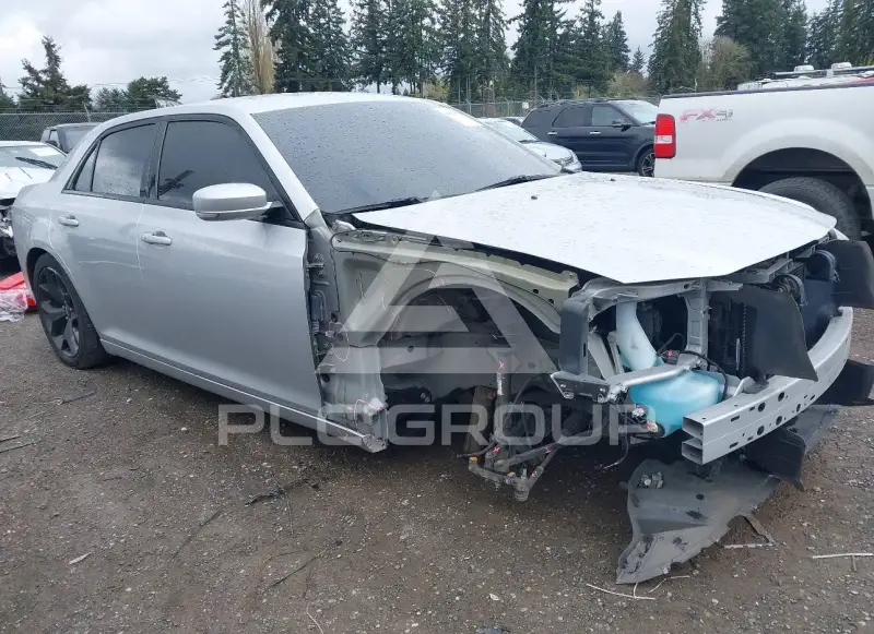 2021 Chrysler 300 фото