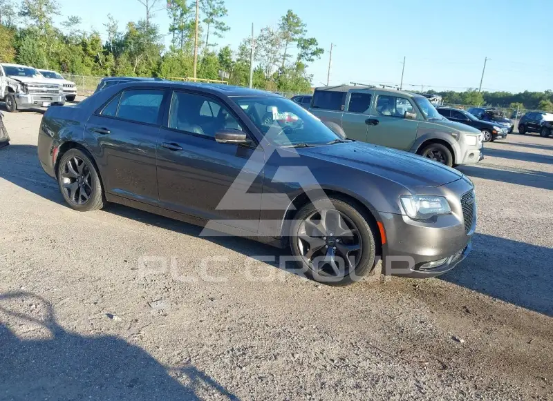 2021 Chrysler 300 фото