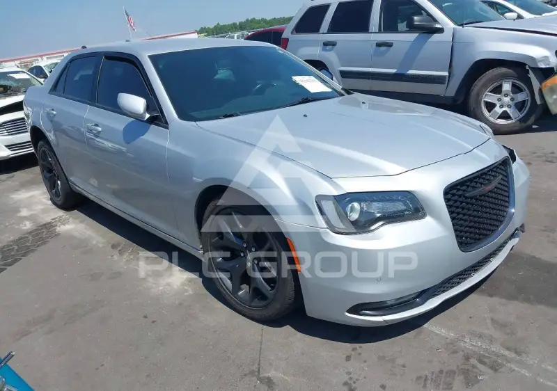 2021 Chrysler 300 фото
