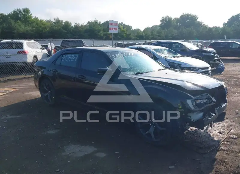 2021 Chrysler 300 photo