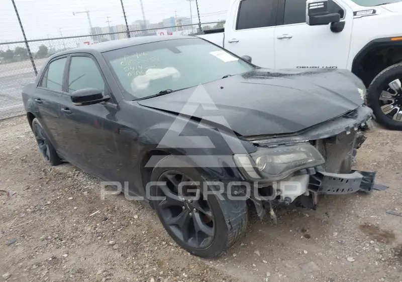 2021 Chrysler 300 фото