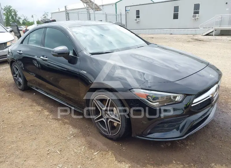 2021 Mercedes Benz CLA 35 AMG фото
