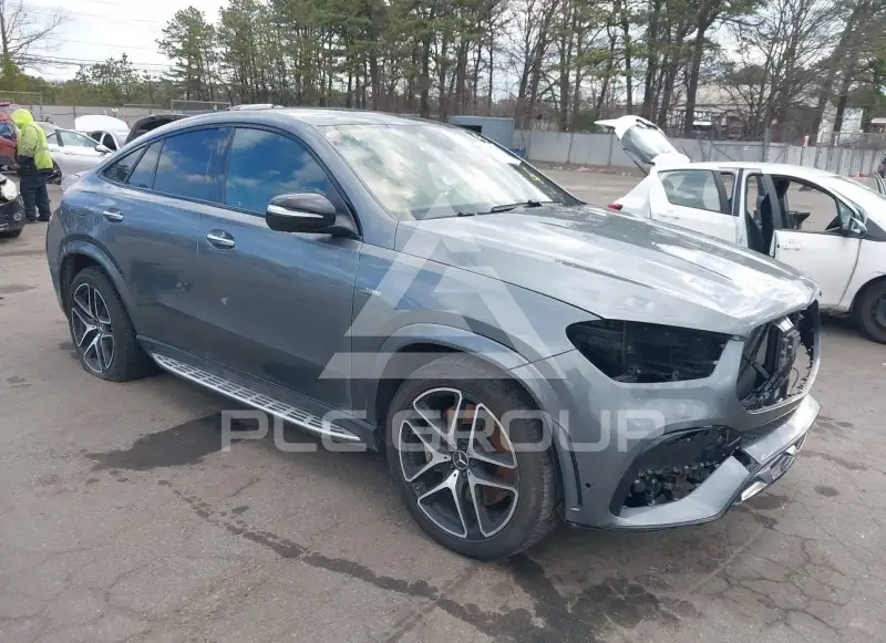 2021 Mercedes Benz GLE 53 AMG фото