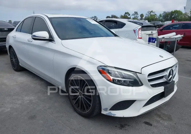 2021 Mercedes Benz C 300 photo