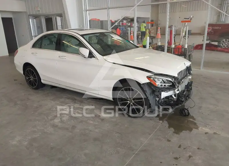 2021 Mercedes Benz C 300 фото