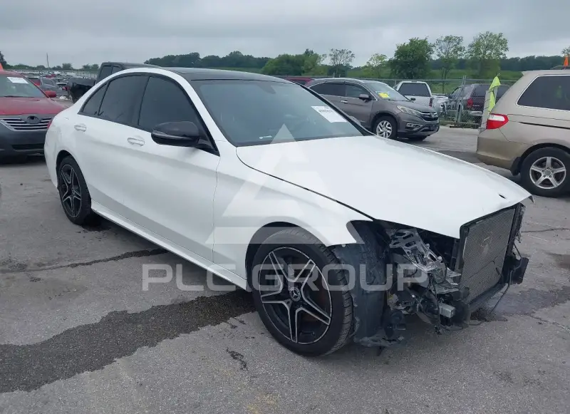 2021 Mercedes Benz C 300 фото