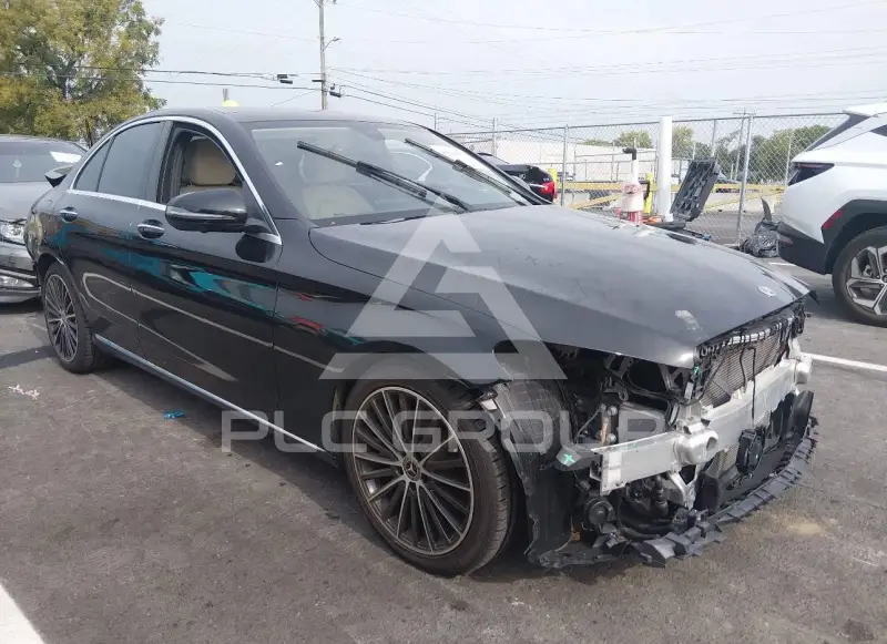 2021 Mercedes Benz C 300 фото