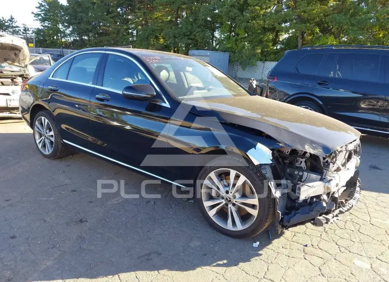 2021 Mercedes Benz C 300 фото