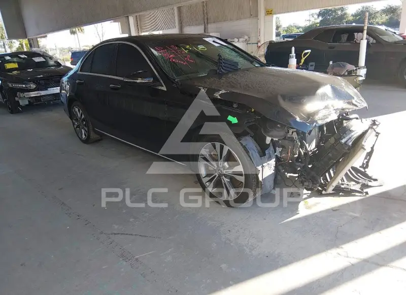 2021 Mercedes Benz C 300 фото