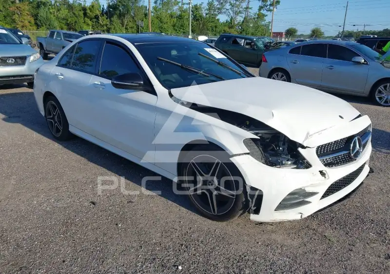 2021 Mercedes Benz C 300 фото
