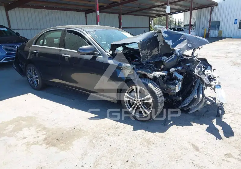 2021 Mercedes Benz E 350 фото