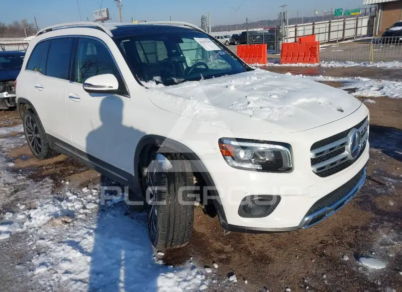 2021 Mercedes Benz GLB 250 фото