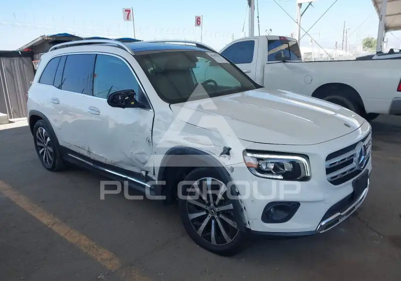 2021 Mercedes Benz GLB 250 фото