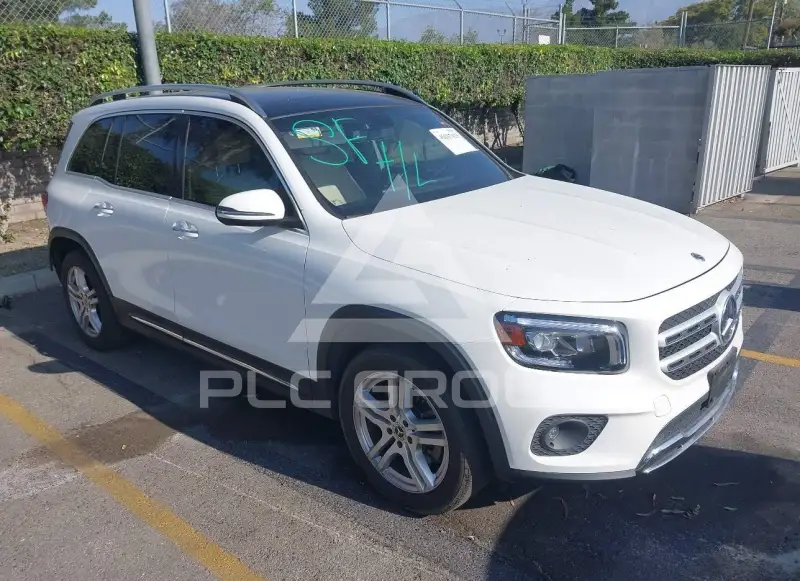 2021 Mercedes Benz GLB 250 фото