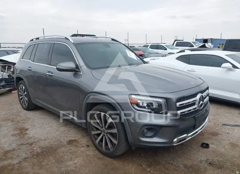 2021 Mercedes Benz GLB 250 фото