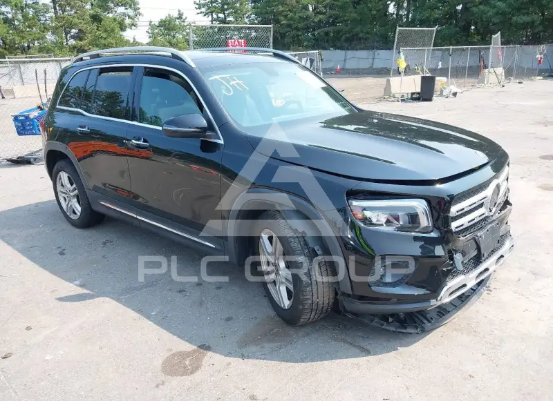 2021 Mercedes Benz GLB 250 фото