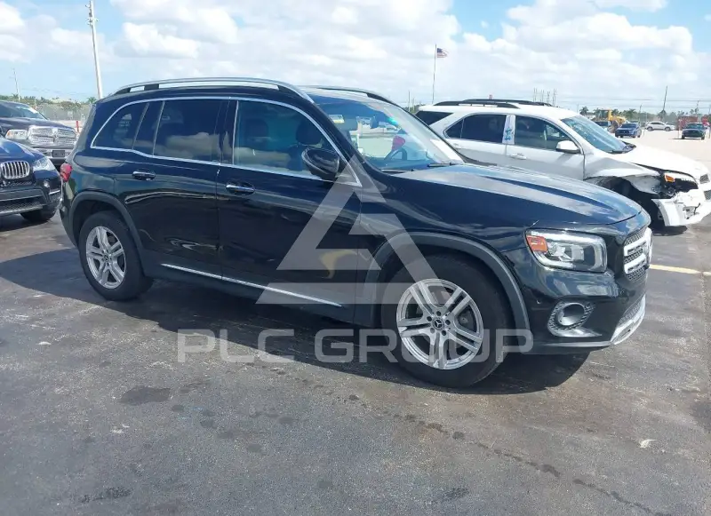 2021 Mercedes Benz GLB 250 фото