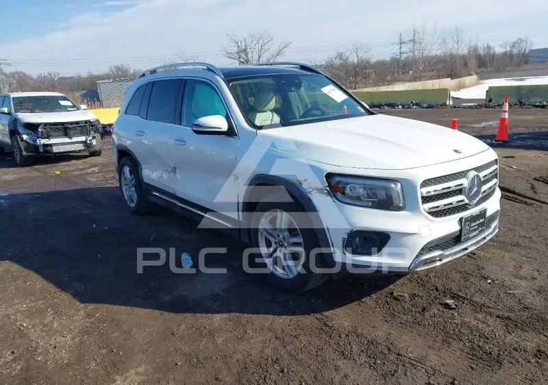 2021 Mercedes Benz GLB 250 фото