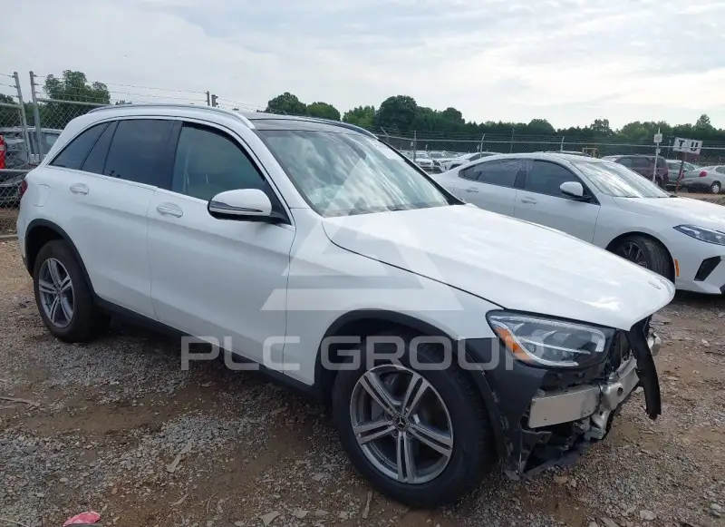 2021 Mercedes Benz GLC 300 фото