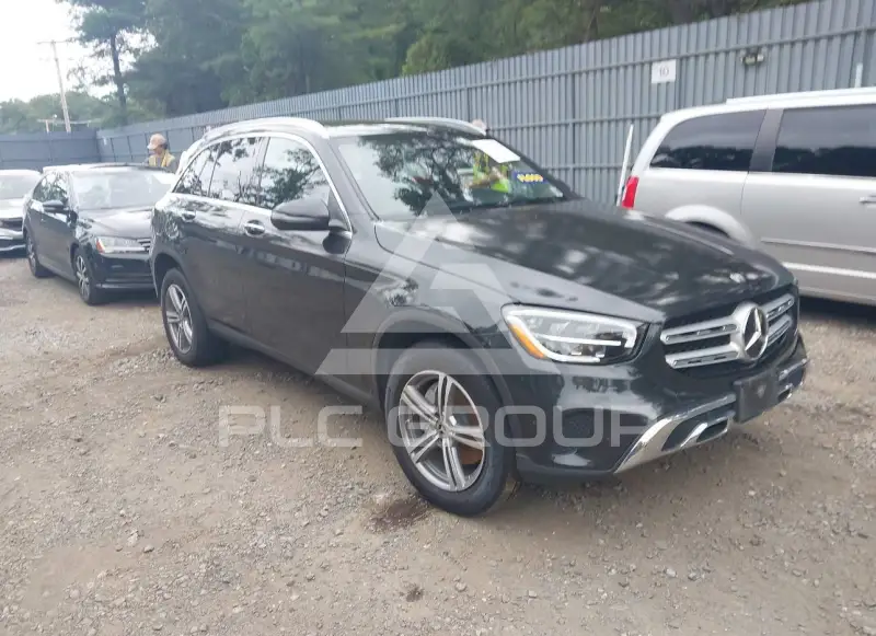 2021 Mercedes Benz GLC 300 фото