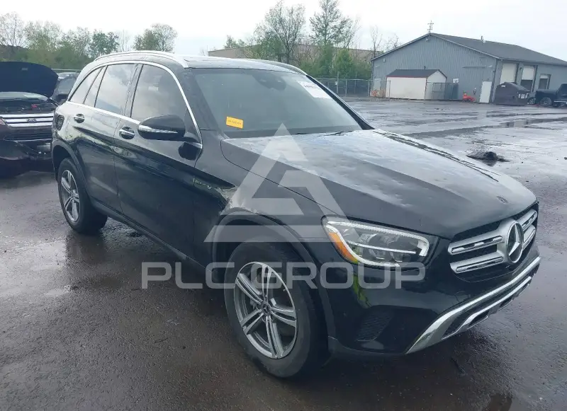 2021 Mercedes Benz GLC 300 фото