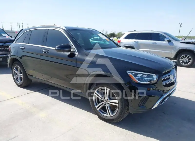 2021 Mercedes Benz GLC 300 фото