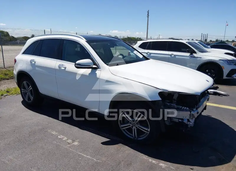2021 Mercedes Benz GLC 300 фото